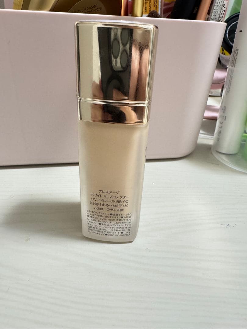 プレステージ ホワイト ル プロテクター UV ルミエール BB 00 30ml