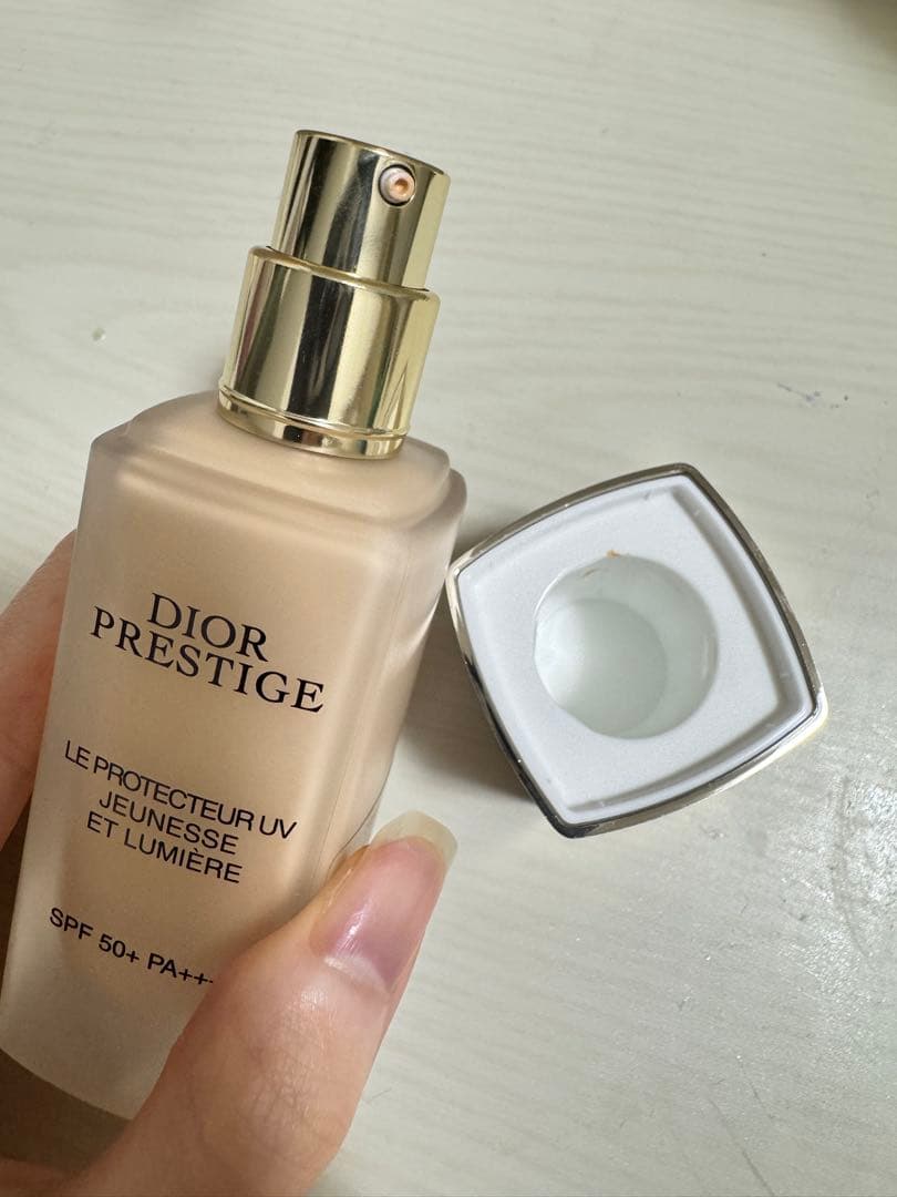 プレステージ ホワイト ル プロテクター UV ルミエール BB 00 30ml