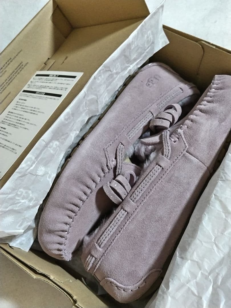 【新品箱入】UGG ムートン スリッポン DAKOTA　BRING　BOW　6