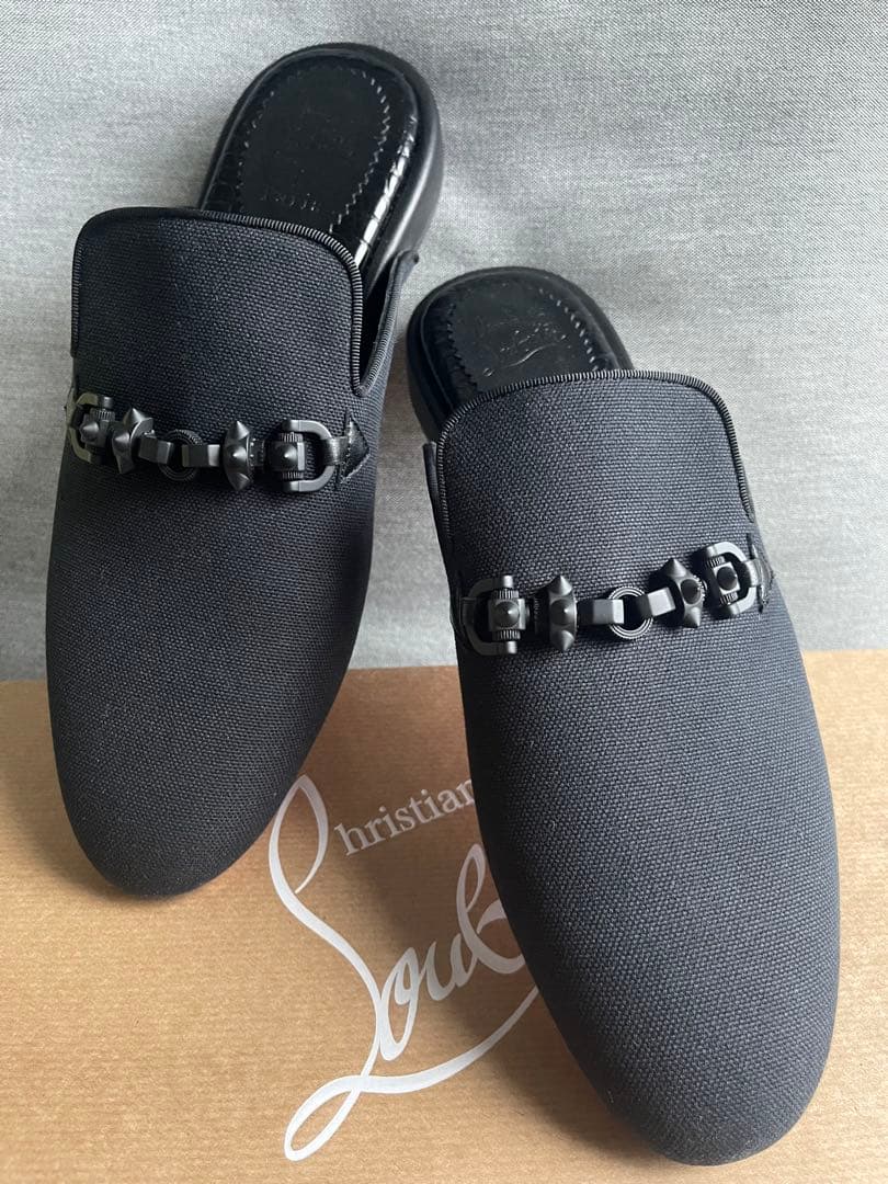 定価118800円⭐︎クリスチャンルブタン サンダル箱付新品25.0cm相当