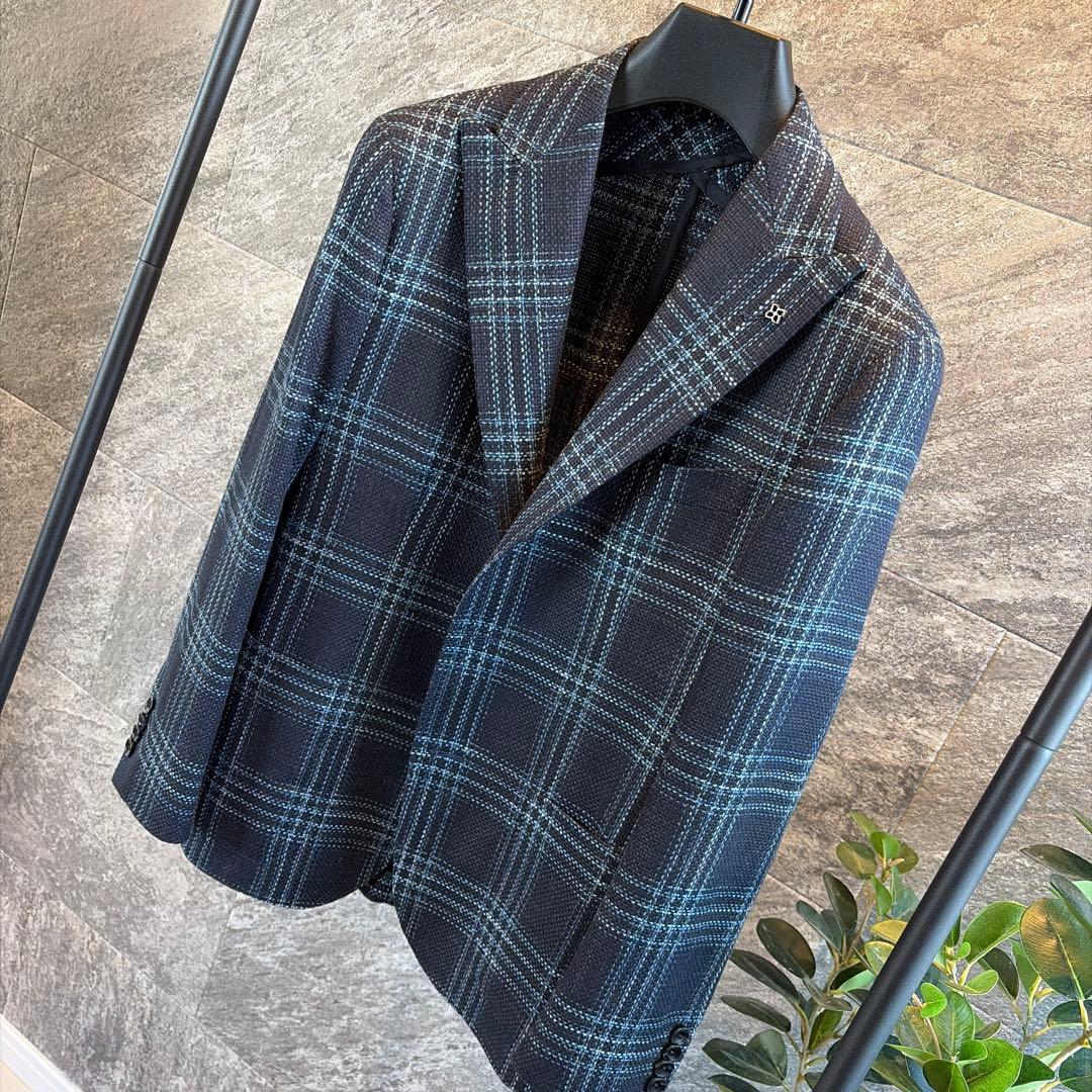 未使用品　タリアトーレ　ジャケット　42