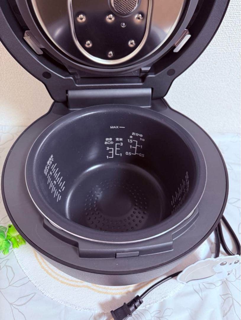 パナソニック ビストロ SR-W10BB-K 5.5合 圧力IH 2024