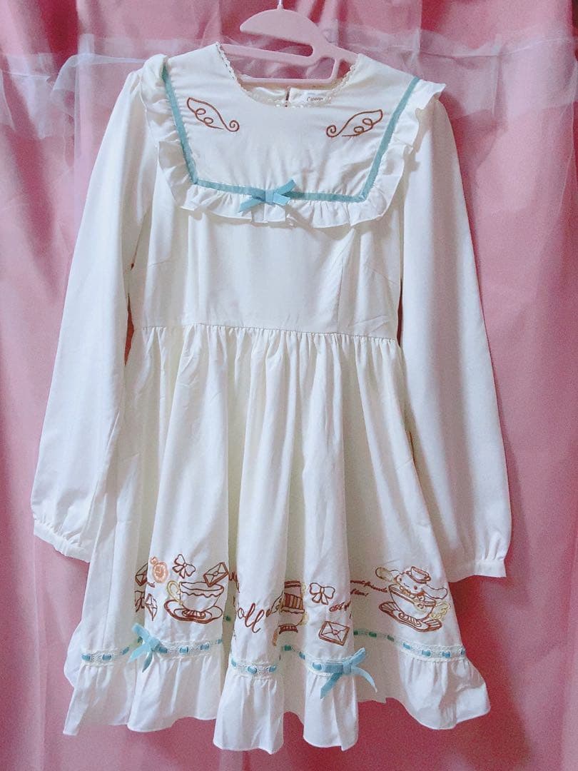 【訳あり】シナモロール15周年夢展望コラボ コート ワンピースセット