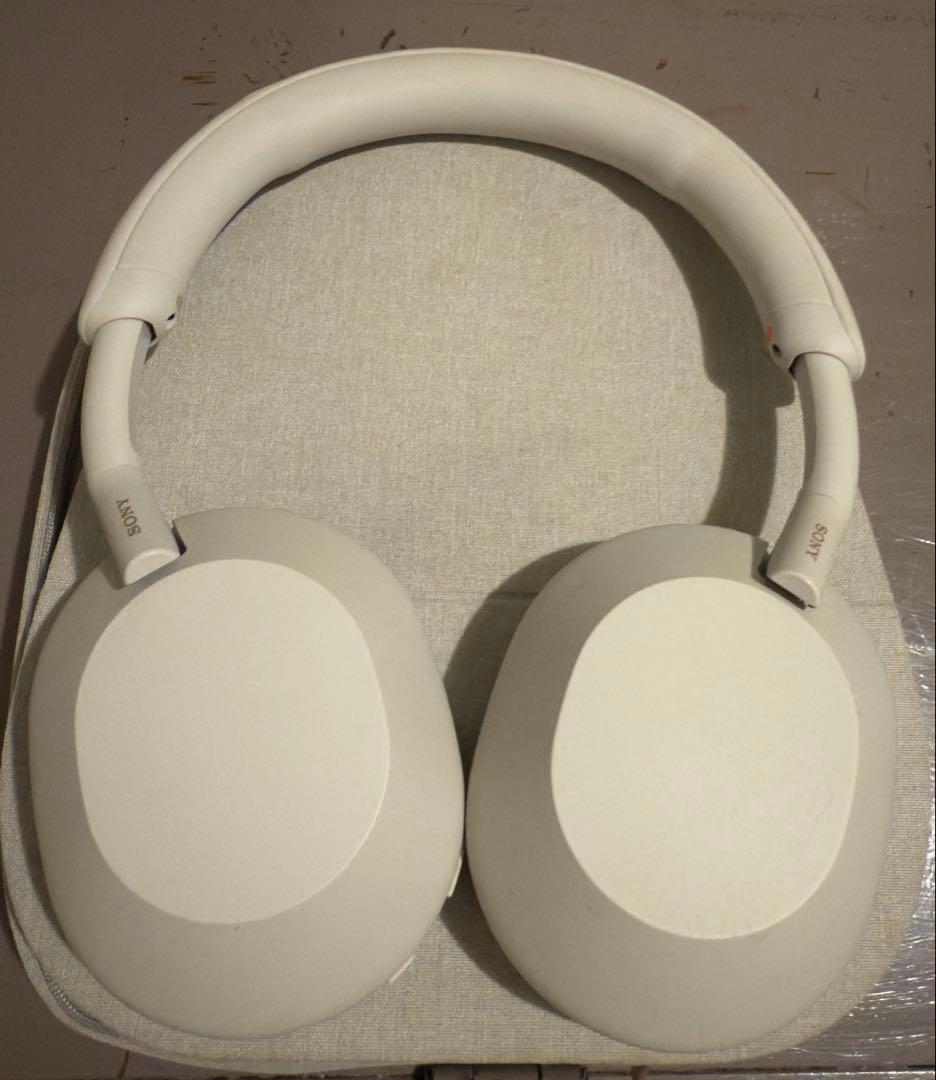 ソニー WH-1000XM5 ホワイト ワイヤレスヘッドホン