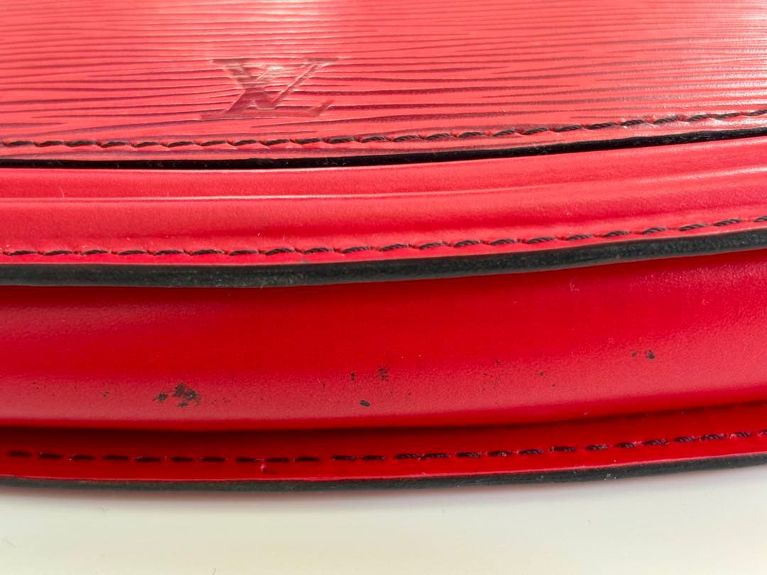 【価格交渉可】ルイヴィトン エピ レザーポシェット サンチュール ティルシット