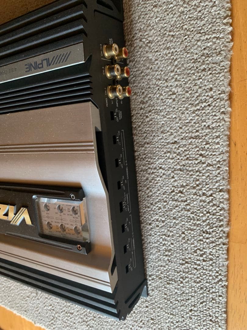 アルパイン　アンプ　MRV-F409