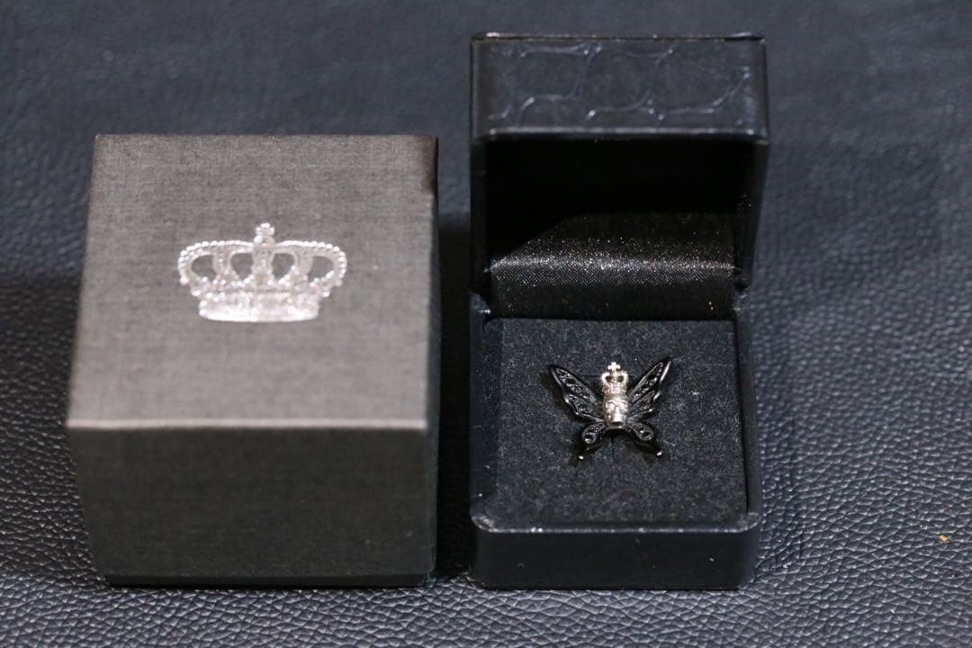 JUSTINDAVIS CROWN JESTER ピアス バタフライピアス