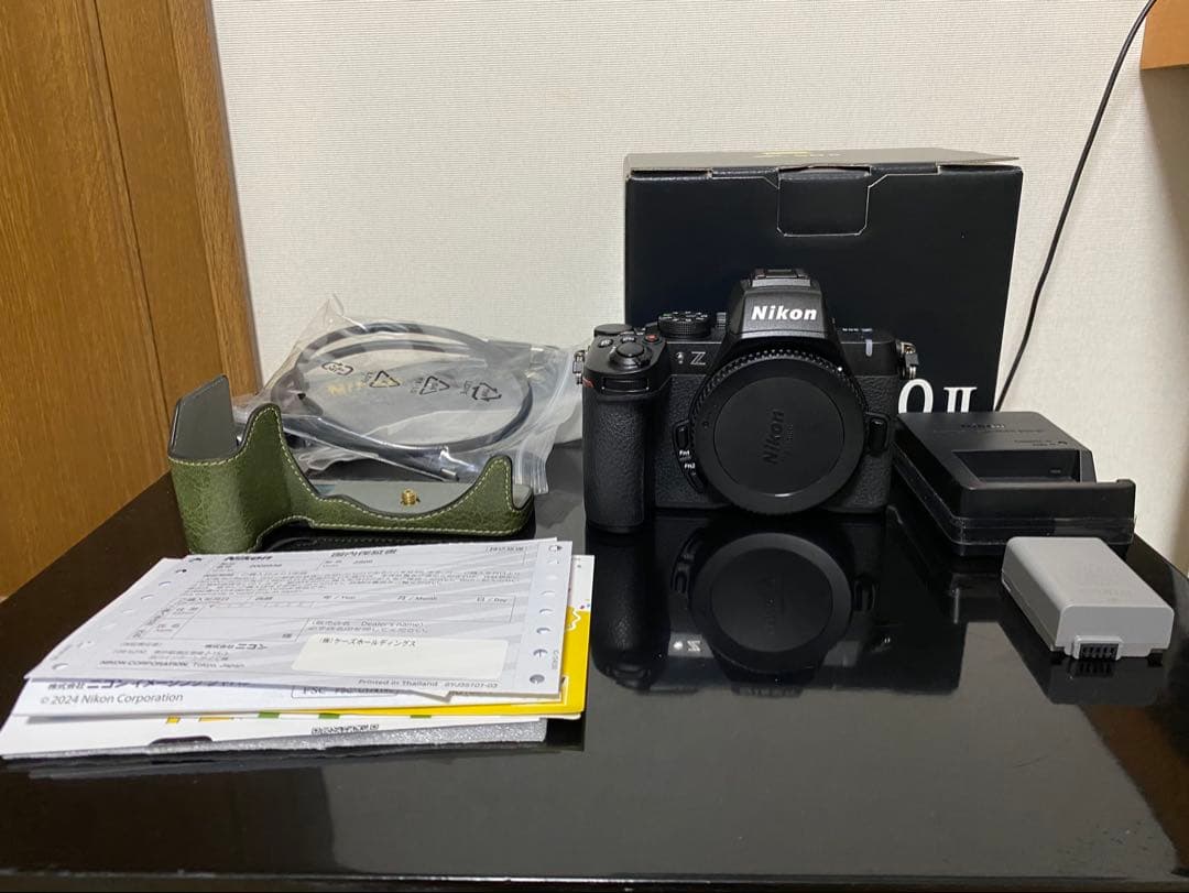 Nikon Z50IIボディ　充電器、カメラケース付き　美品箱付き