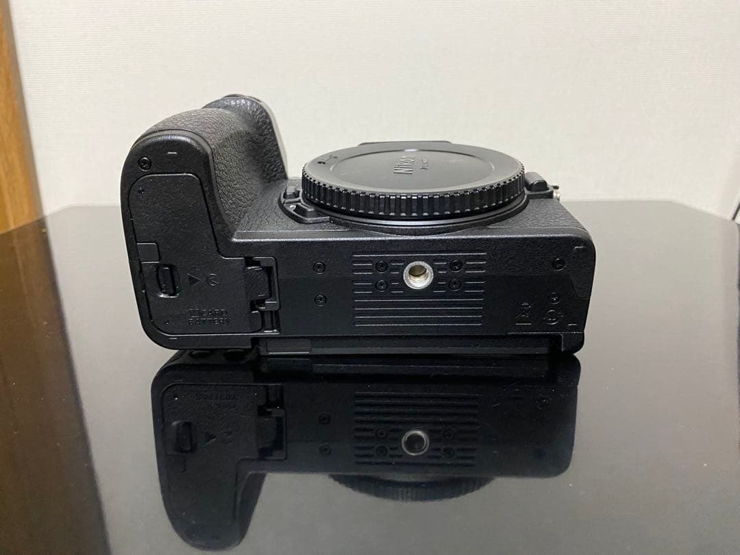Nikon Z50IIボディ　充電器、カメラケース付き　美品箱付き