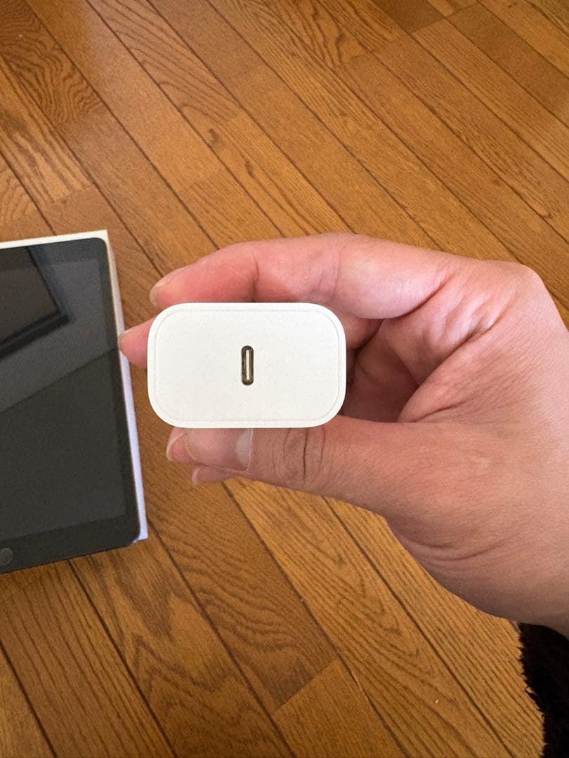 Apple ipad 第8世代 32Gb バッテリー容量87%