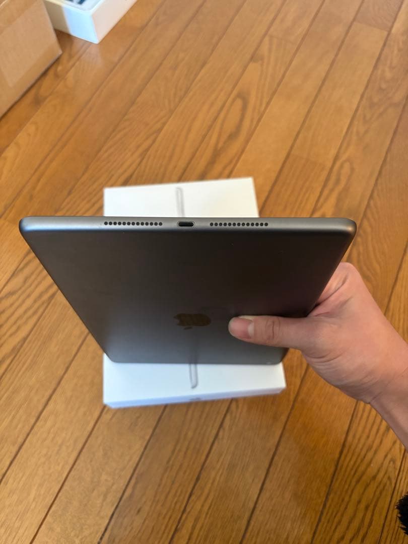 Apple ipad 第8世代 32Gb バッテリー容量87%