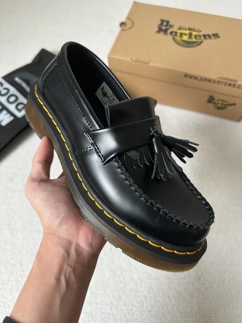 Dr. Martens ブラック タッセルローファー