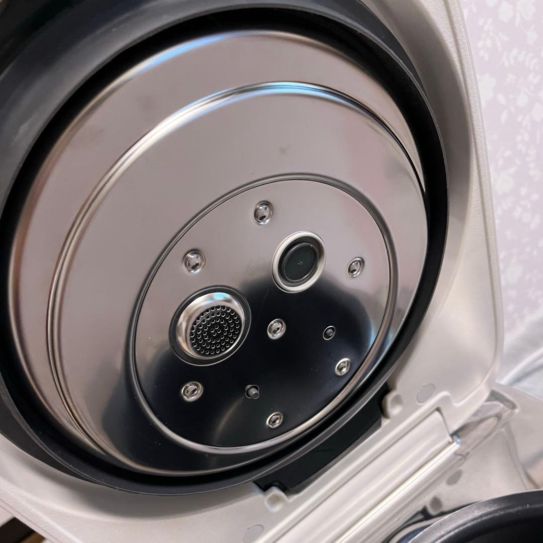 パナソニック 圧力IH 炊飯器 SR-M10B おどり炊き 白 5.5合中古