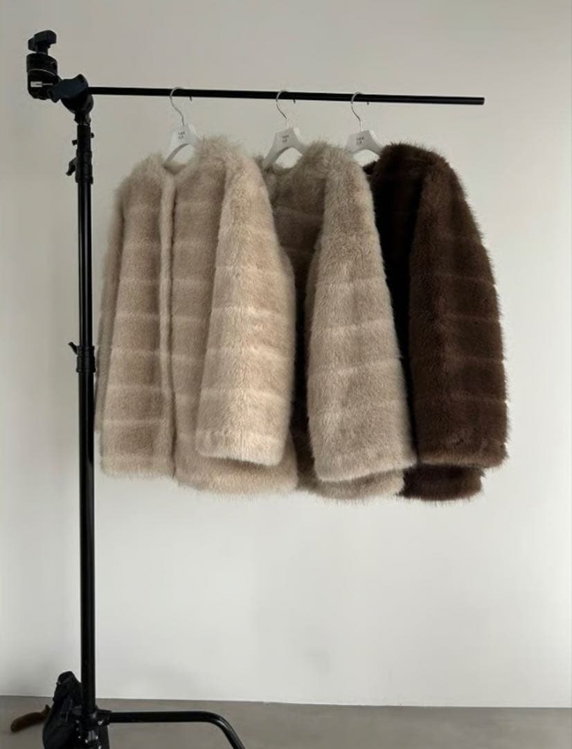 THINK FUR【25TH-14】Border Fur Coat