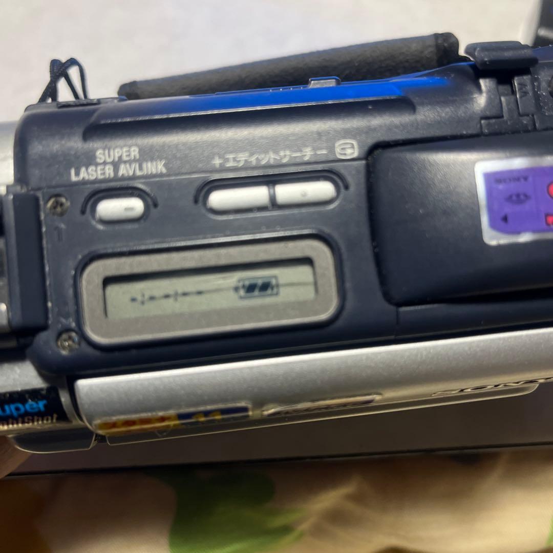 SONY miniDV HANDYCAM DCR-TRV17 ①