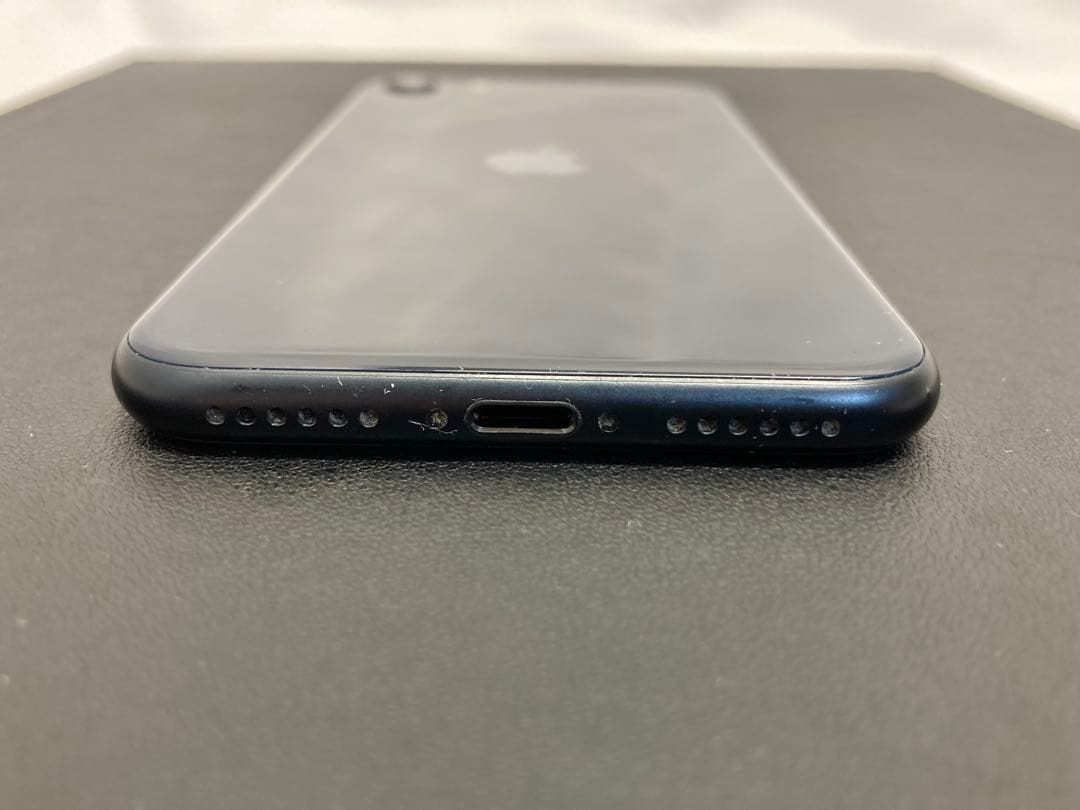 iPhoneSE 第3世代　128GB ブラック