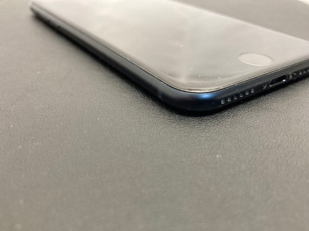 iPhoneSE 第3世代　128GB ブラック