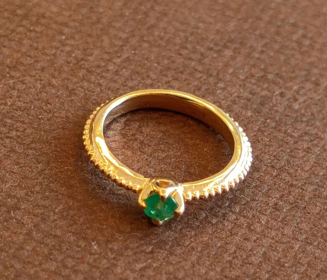 現行品　アガット　k10 エメラルド　ベビーリング　チャーム