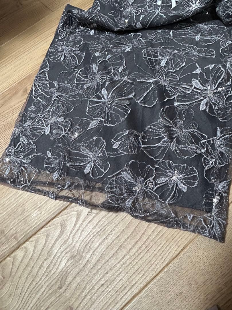 アンドレスド キーネックエンブロイダリードレス お呼ばれドレス