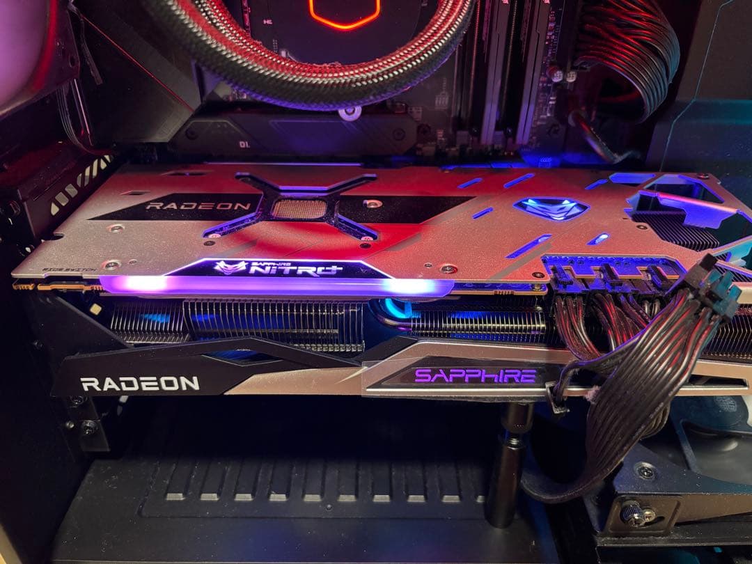 Sapphire Radeon RX 6950 XT 本体 rx6950xt