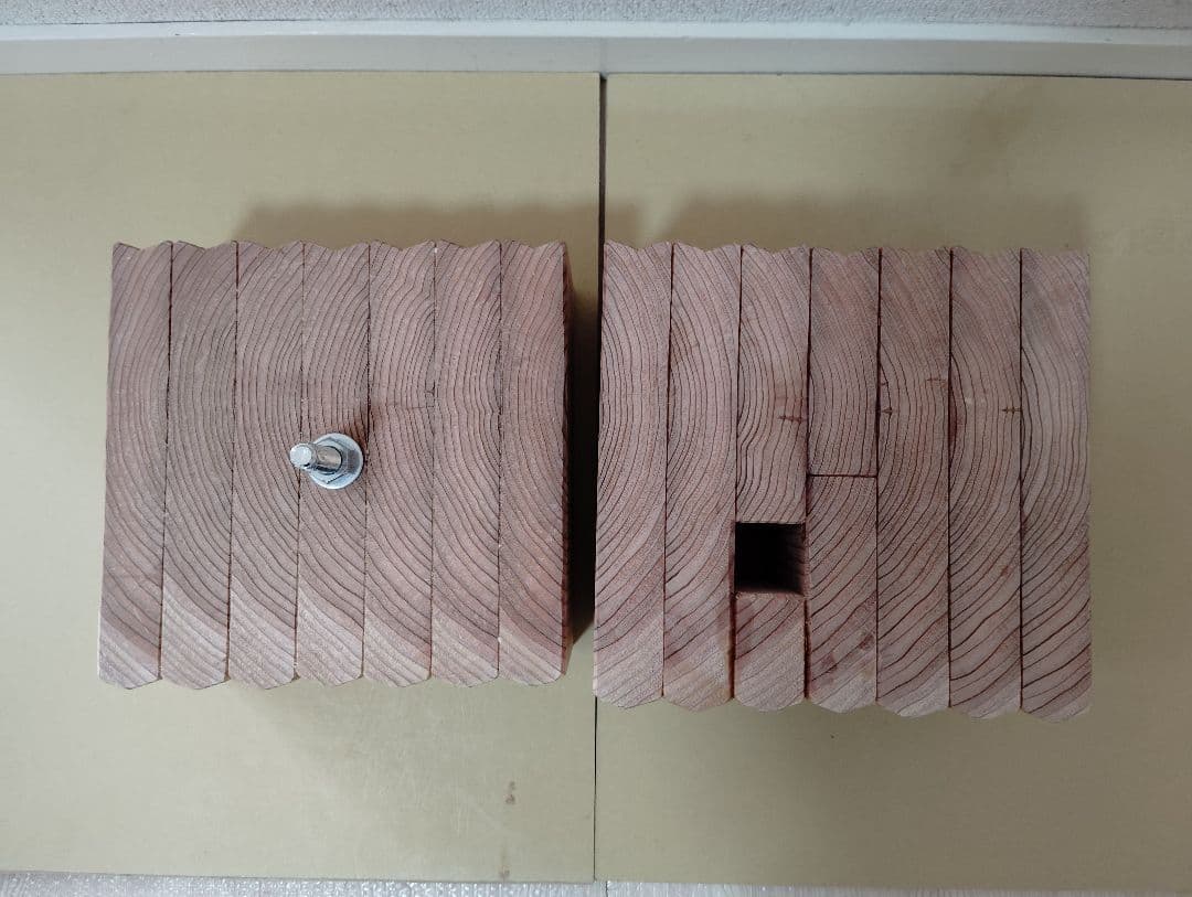 回転式籾擦り機(軽量小型 回転軸ボルト、上部投入タイプ)