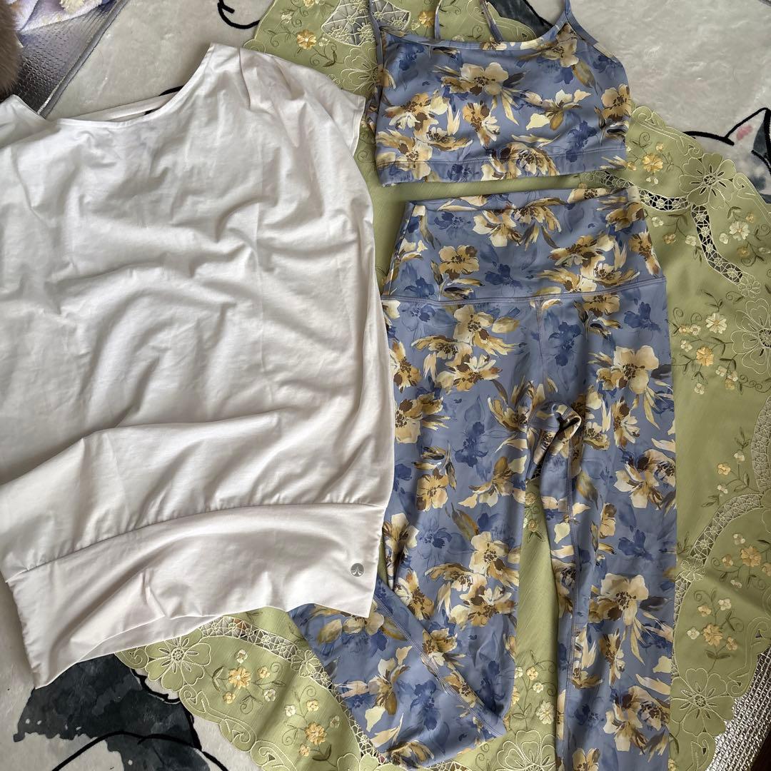 SUKALAスカーラ ブルー系花柄 ヨガウェア3点セット