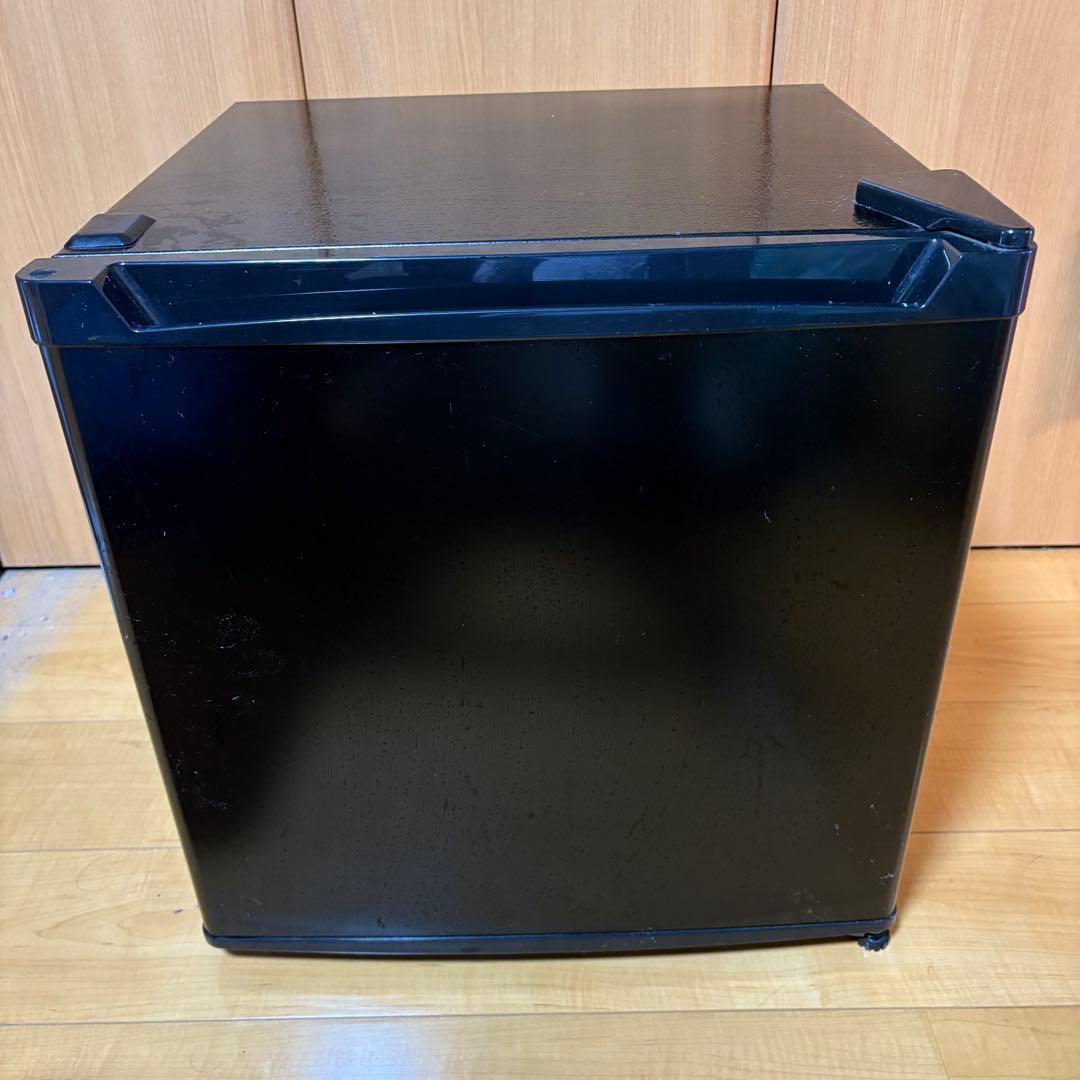 最終値下げ‼️【送料無料‼️】アイリスオーヤマ　冷凍庫32L セカンド冷凍庫✨黒