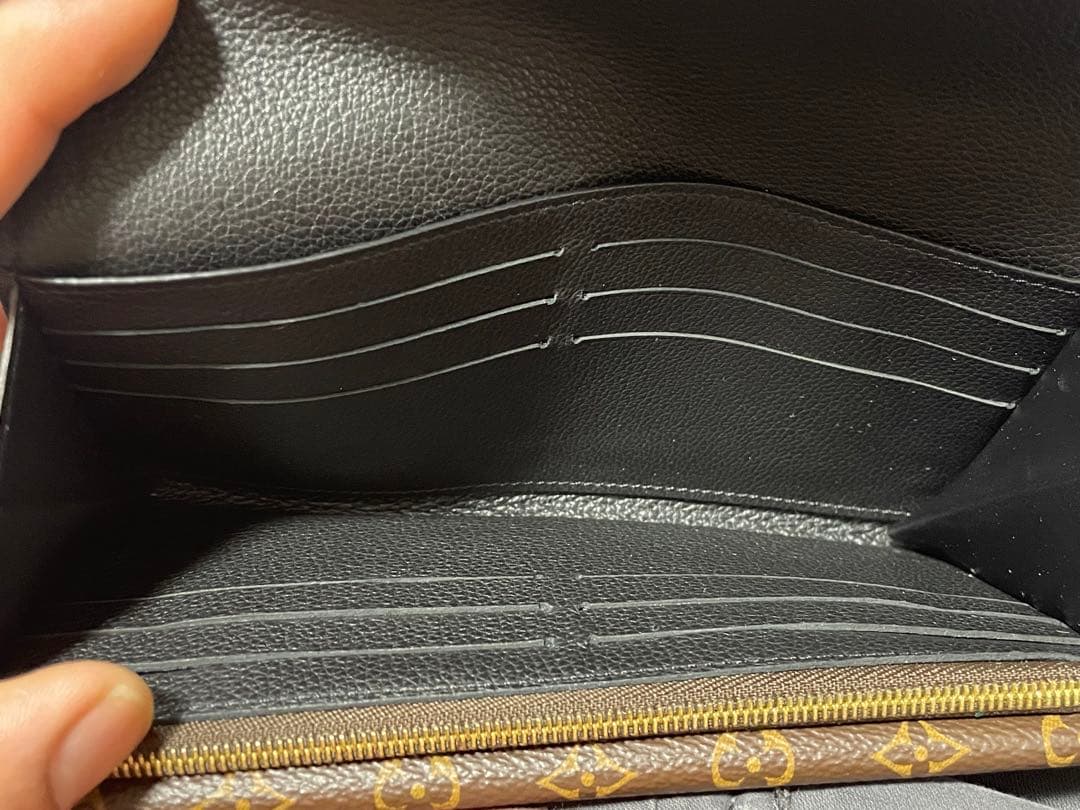 ポルトフォイユドゥブルV長財布ルイビィトン