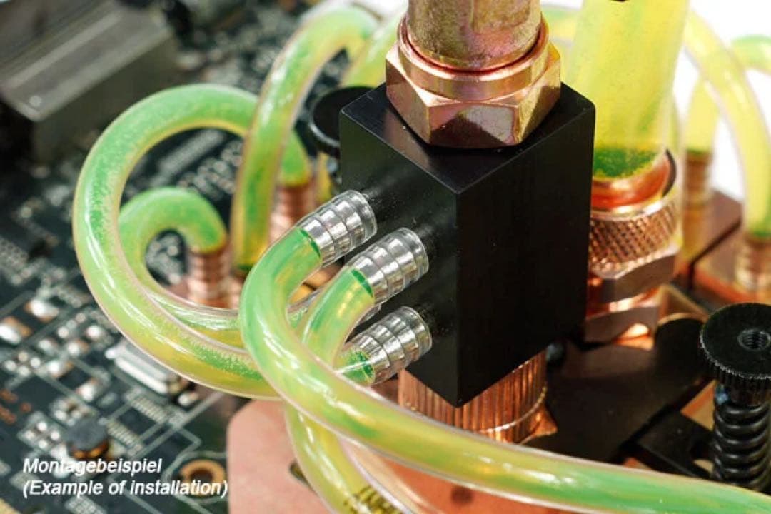 Alphacool MCX 水冷ブロック　垂直