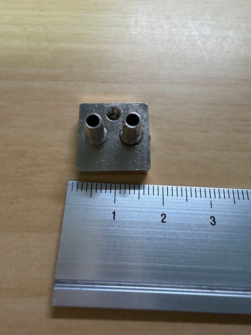 Alphacool MCX 水冷ブロック　垂直