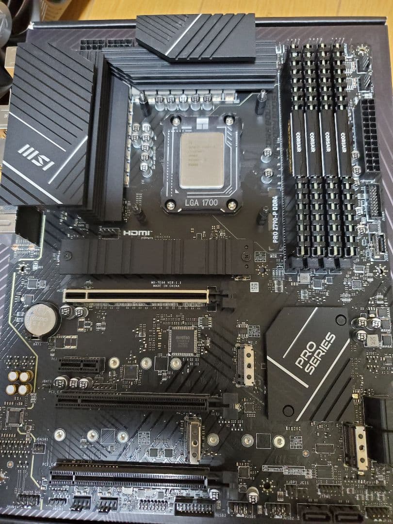 i7-13700KF コルセアメモリ16gb×４ msi z790-p