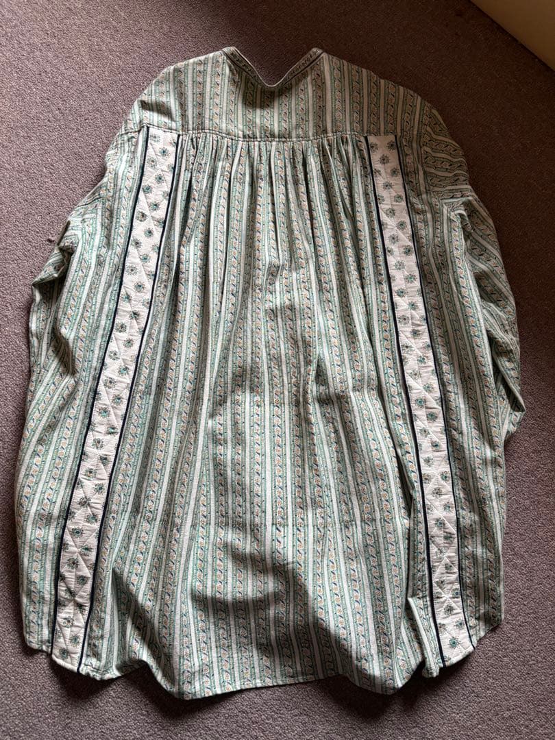 フィータ⭐︎ブラウス