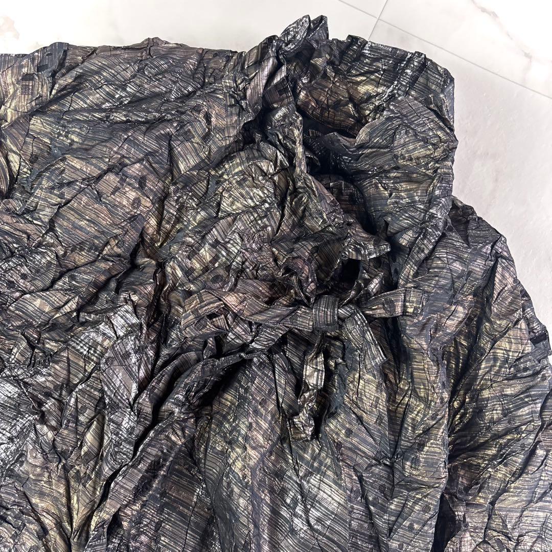 美品✨イッセイミヤケ　ISSEY MIYAKE　シワ加工　ジャケット　ゴールド