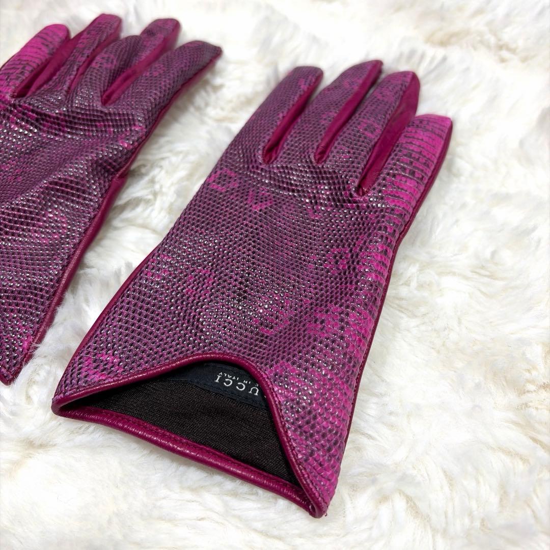 GUCCI グッチ GGインターロッキング ピンク パイソン レザー 手袋
