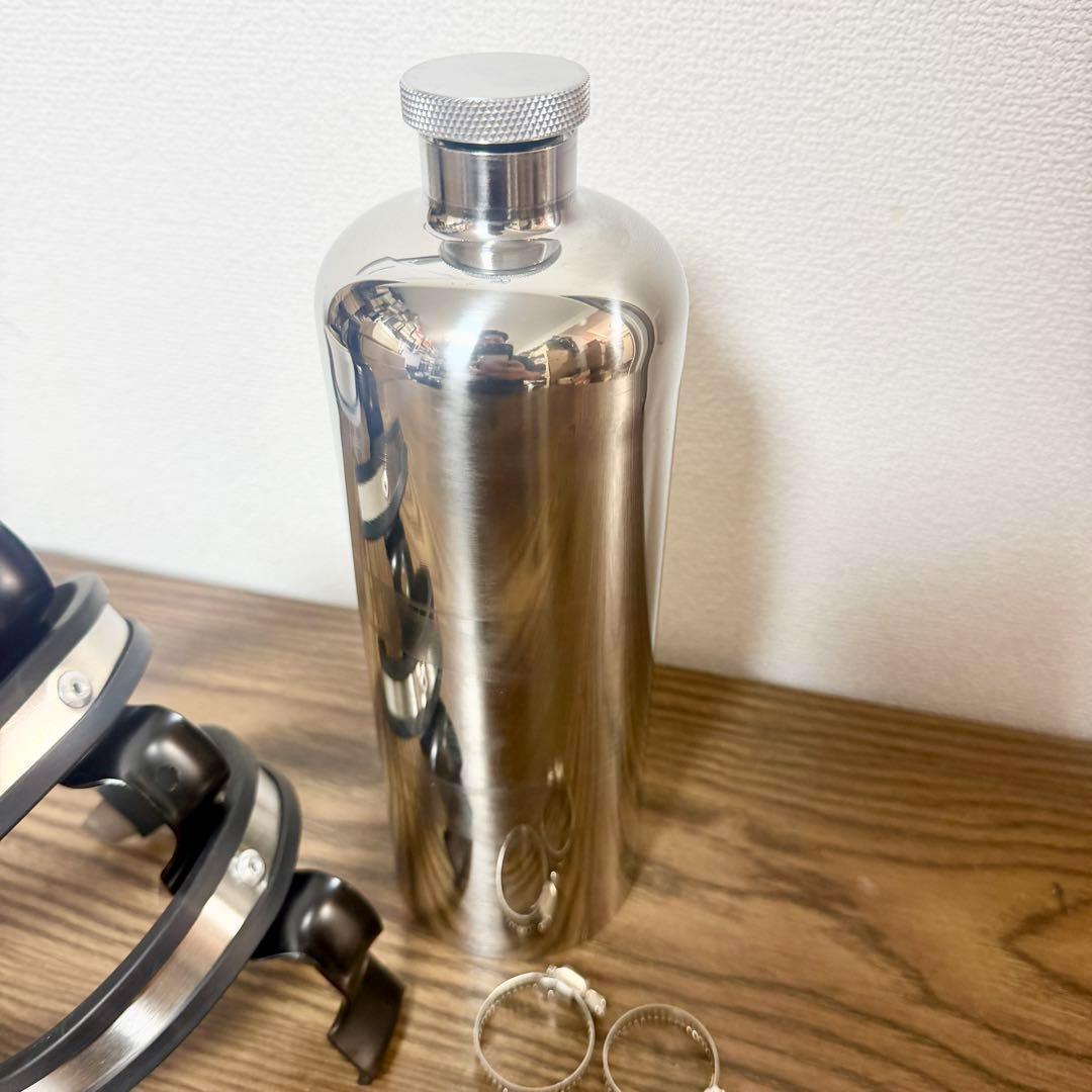 携行缶小　エマージェンシー　ブラケット　ハーレー　タンク　ステンレス　おまけ付き