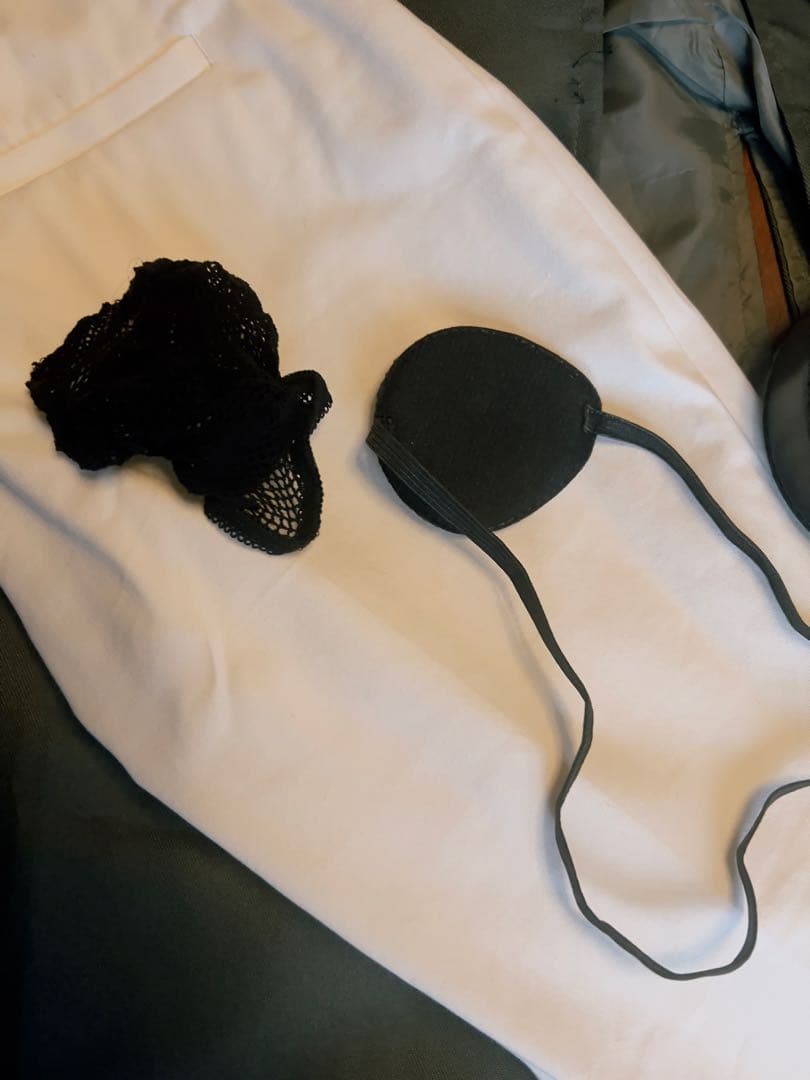 【進撃の巨人】ハンジ・ゾエ全身フルセット（ウィッグ&ブーツ付き）Mサイズ