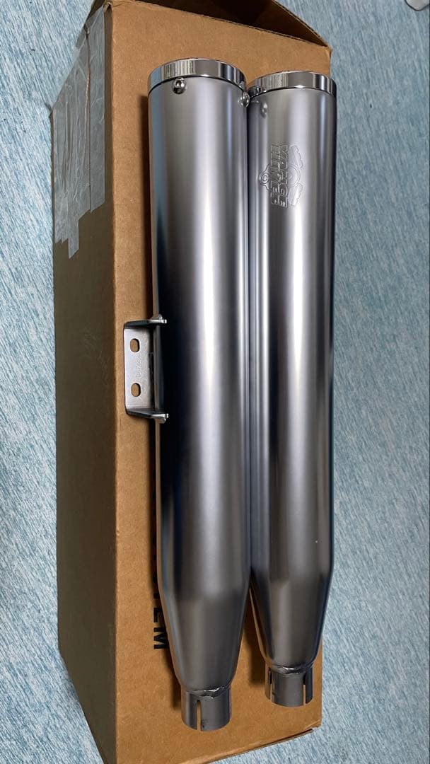 かっち　VANCE&HINES エリミネータ300 スリップオン