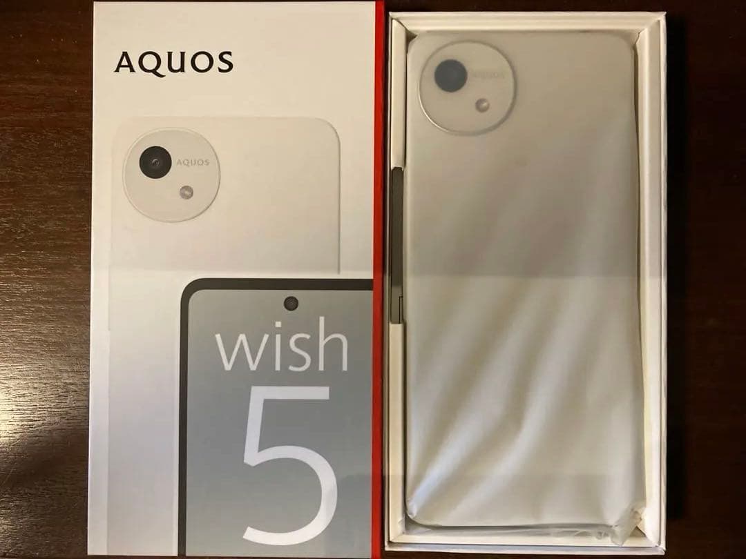 AQUOS wish5 ホワイト 本体 新品 白 ユキ yuki SH-52F