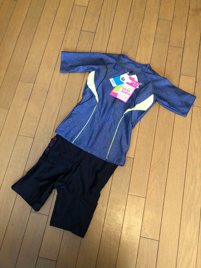 りまま　新品タグ付き⭐︎ワコールすらっとセパarenaセパレート水着 M