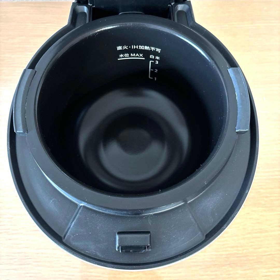 シャープ ヘルシオ ホットクック 自動調理鍋 電気調理鍋 (1.0L) ホワイト