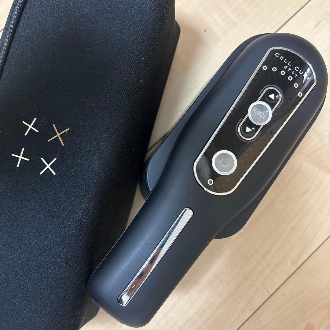 セルキュア4T＋＋美顔器 ブラック 付属品あり 【本日限り❗️50,000円】