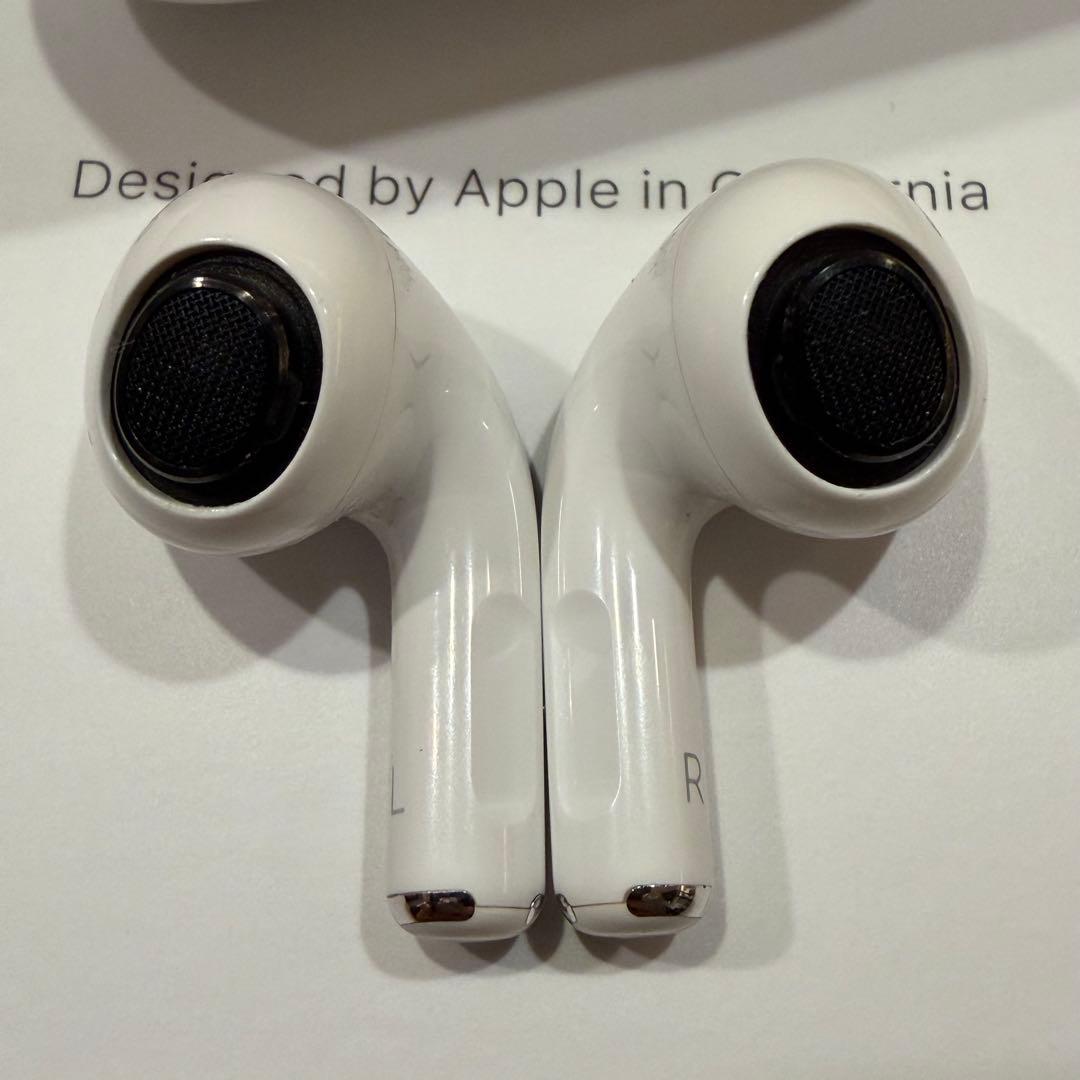 AirPods Pro 2 Lightning MQD83J/A ケース付