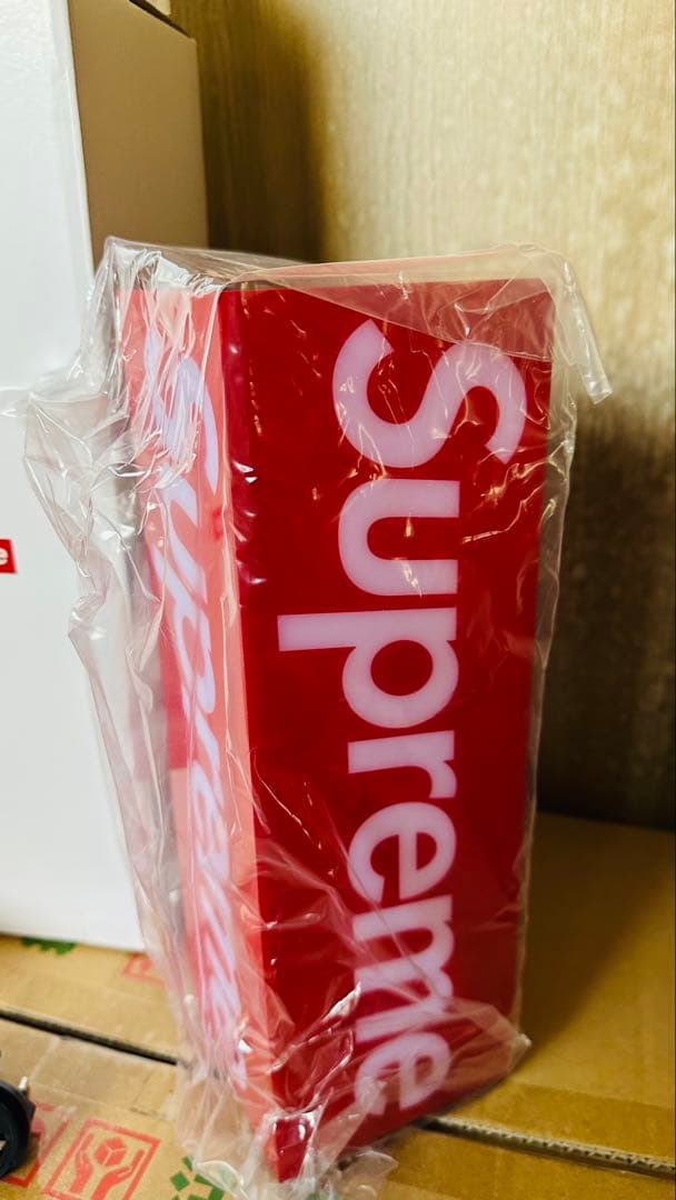⭐️ゆ　購入分　Supreme Box Logo Lamp
