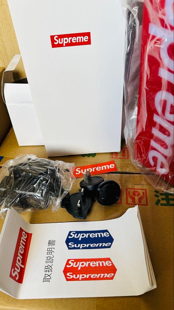 ⭐️ゆ　購入分　Supreme Box Logo Lamp