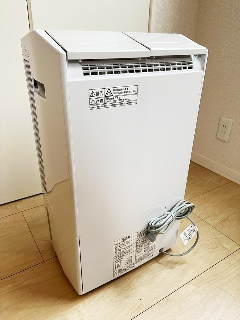 【美品】Panasonic衣類乾燥除湿機 F-YHVX200-W 2023年製