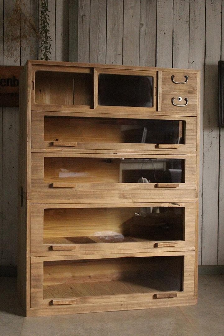 前面ガラスの引き出し2段×ガラス戸棚×木製小引き出し2段