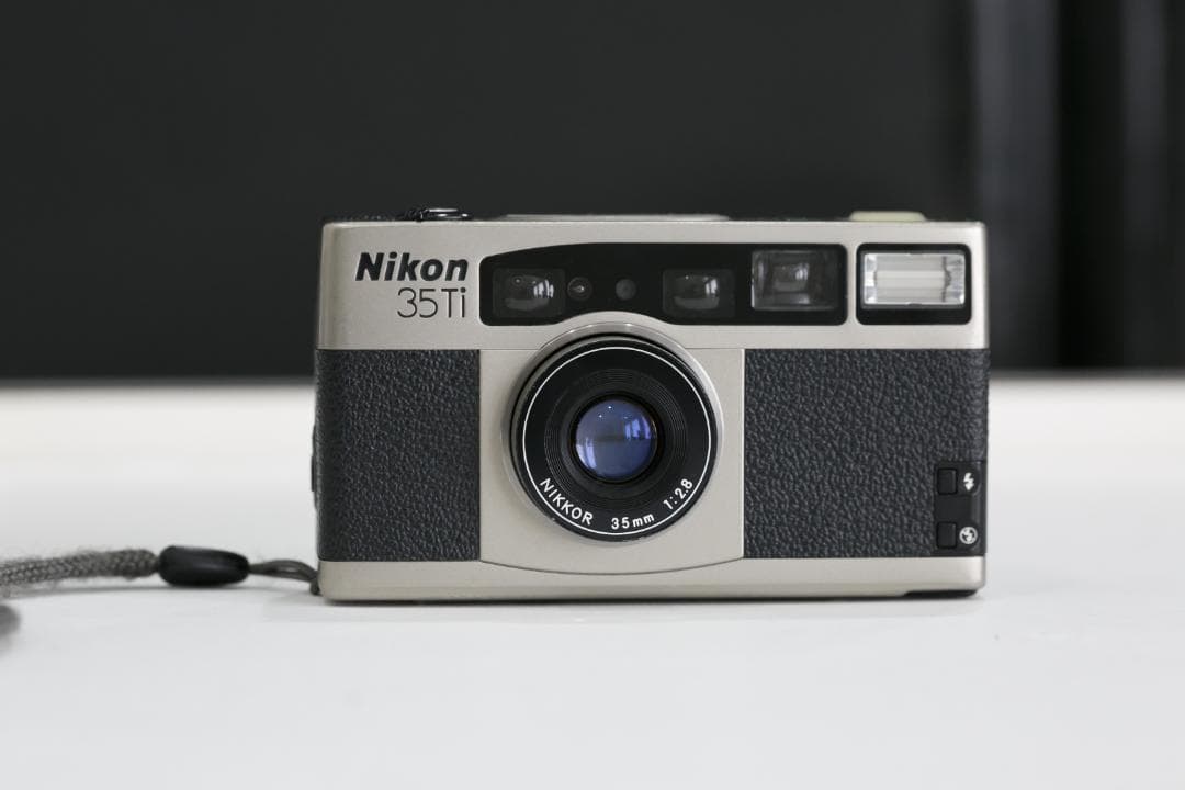 L*︎様 Nikon フィルムカメラ 35Ti　動作確認済み
