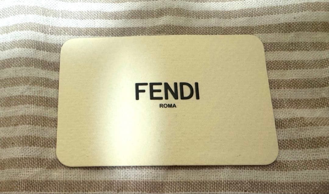 FENDI フェンディ FFダイヤモンド チェーンウォレット