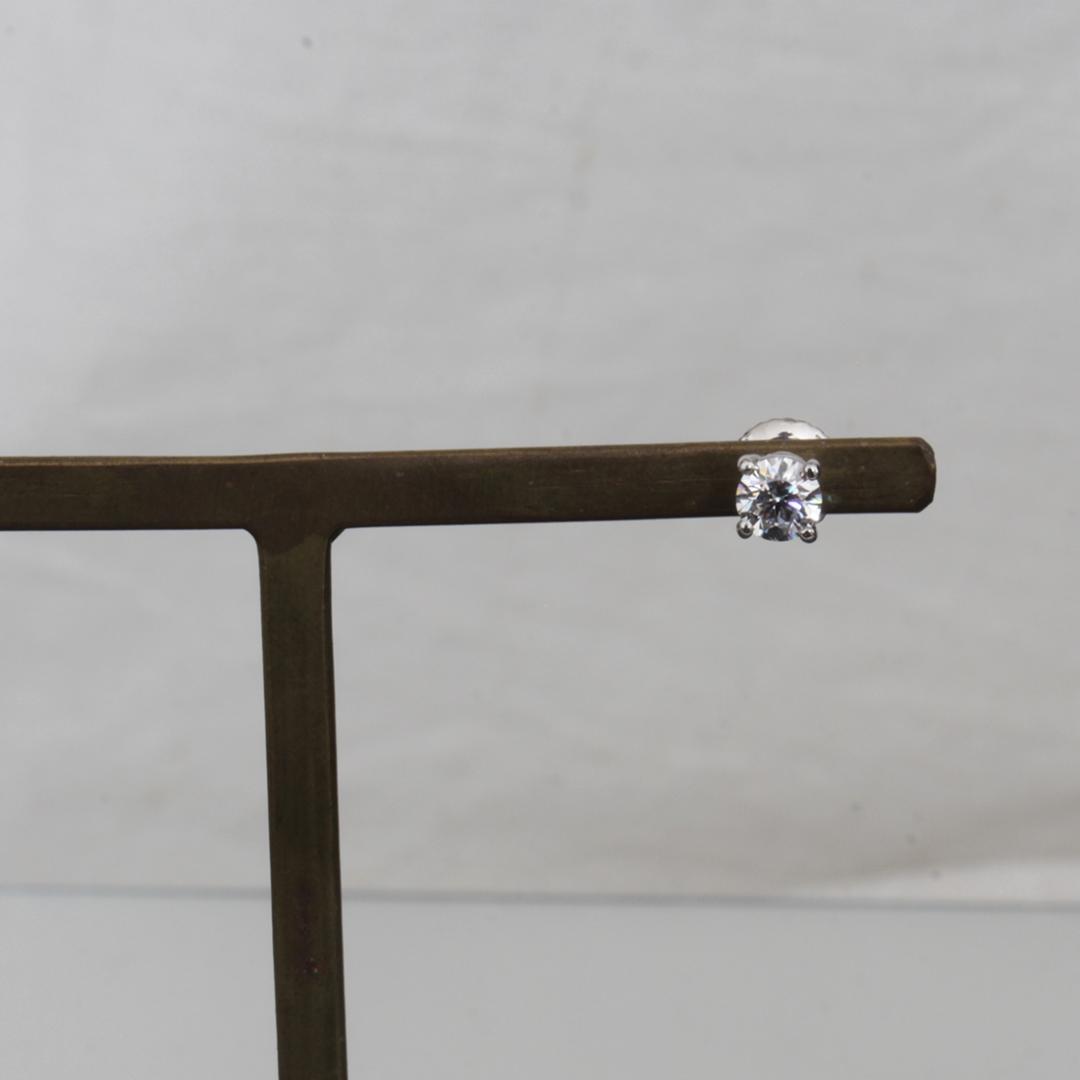 ティファニー ダイヤ スタッド ピアス pt950 4mm 片方のみ 箱 仕上済