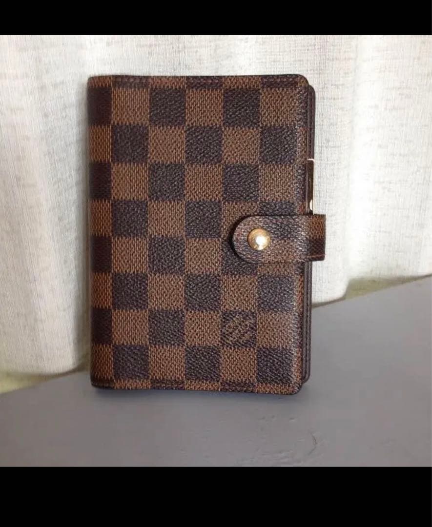 ルイヴィトン　手帳